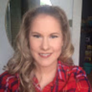 Meet your Posher, Caitlyn